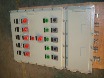 特價批發(fā)瑞安市恒安電氣照明動力配電箱、配電柜及無功補(bǔ)償裝置詳解